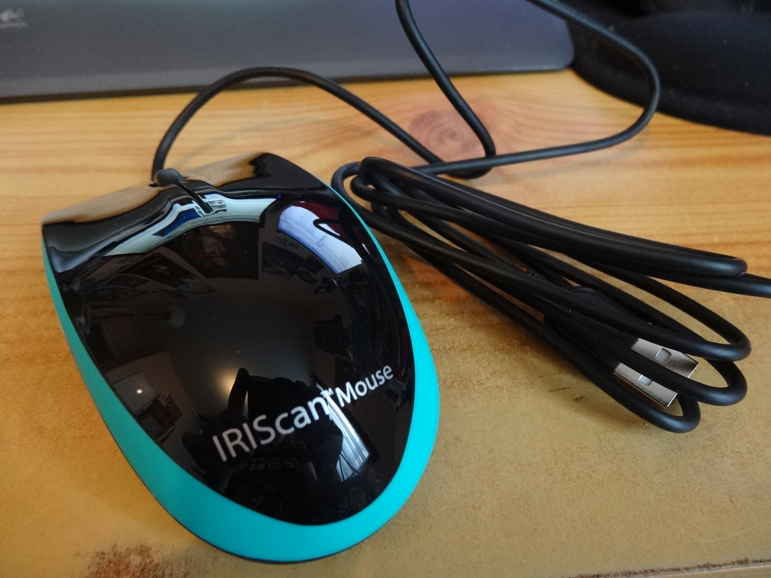High-Tech] On a testé la souris scanner IRIScan Mouse