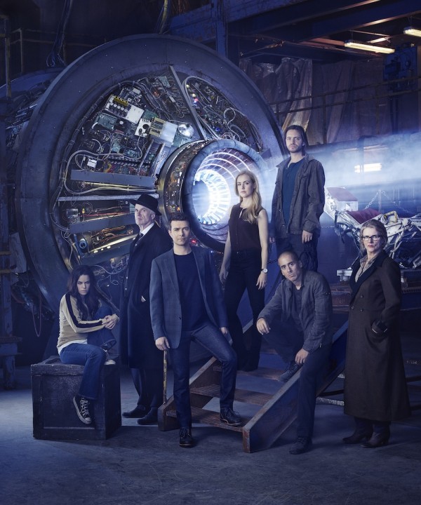 12 Monkeys © 2014 Universal Network Television LLC. All Rights Reserved